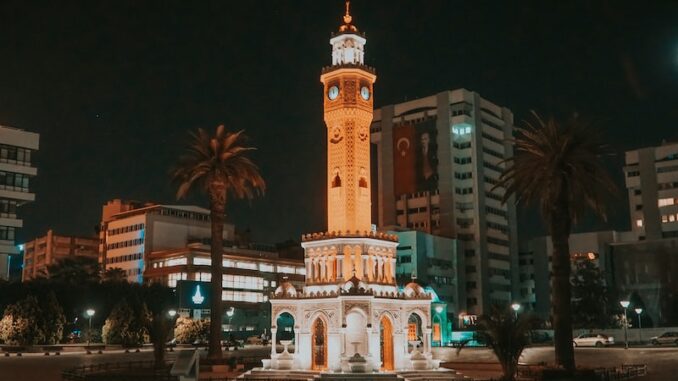 uploaded-image-konak-belediyesi-ve-sosyal-sorumluluk-projeleri-1698140526627
