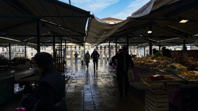 uploaded-image-konak-ve-silah-ticareti-1698140524899