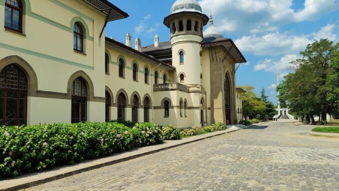 uploaded-image-konakin-tarihi-ve-kulturel-zenginlikleri-1698140514563