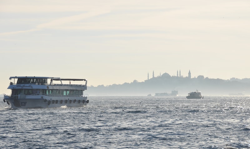 Konak'ın Tarihi Yapıları Konak'ın Tarihi Yapıları