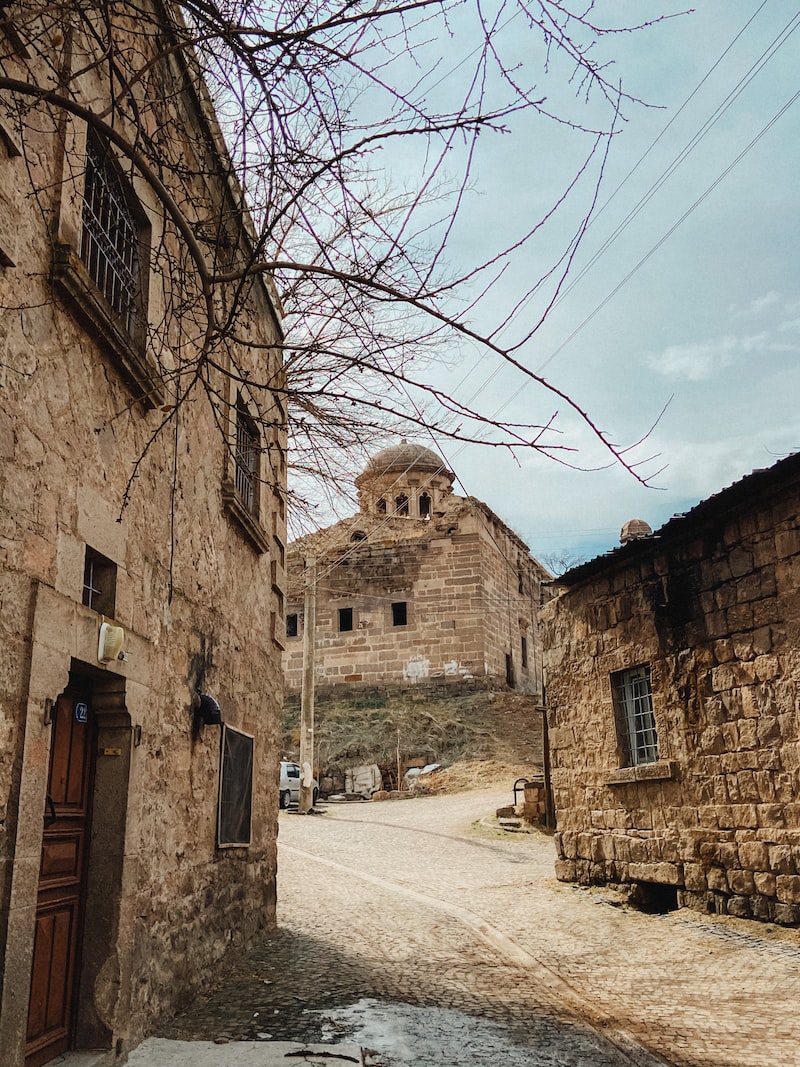 Konak'ta Tarihi Eserler Konak'ta Tarihi Eserler